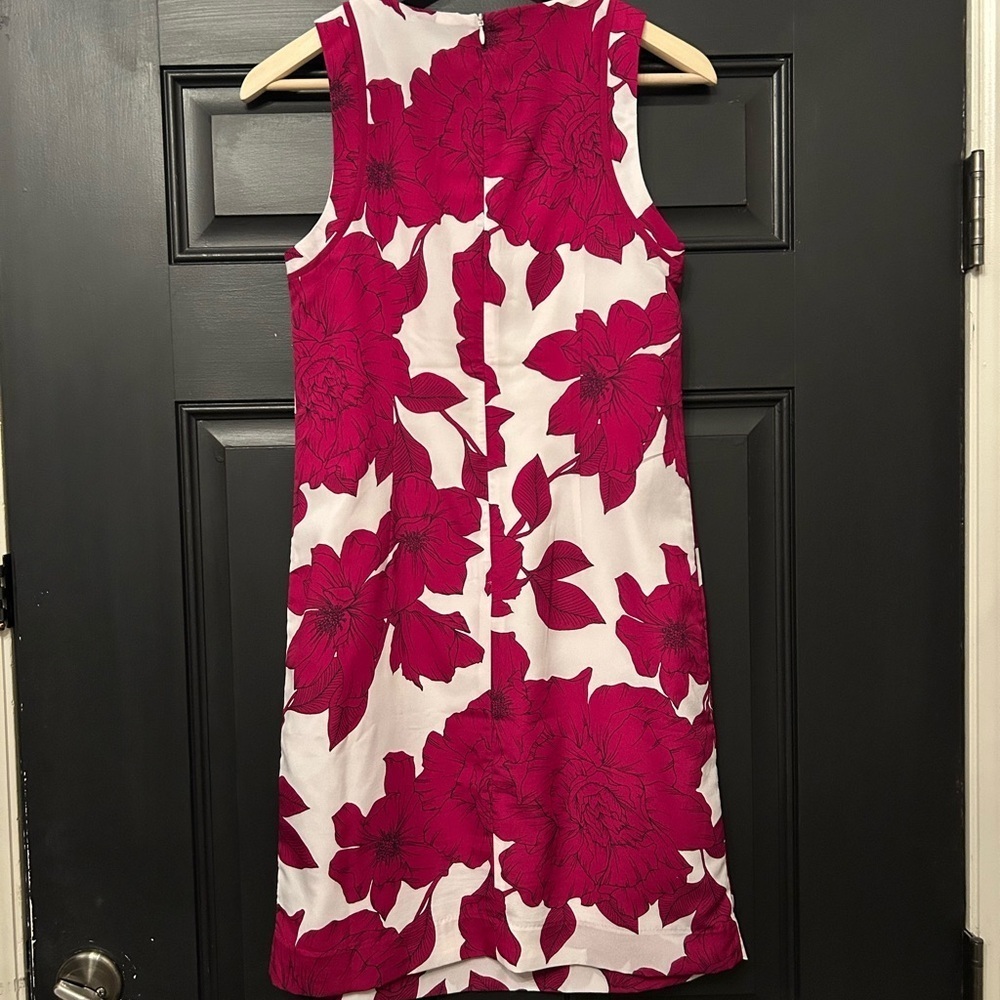 Banana Republic Magenta and White Floral Career Office Sheath Style Dress Size 2 - Picture 2 of 12